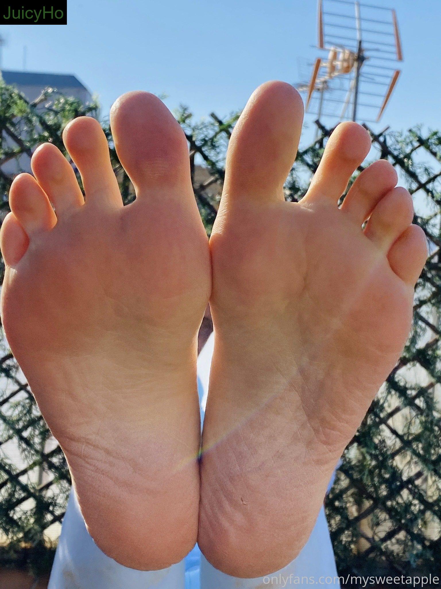 mysweetapple feet