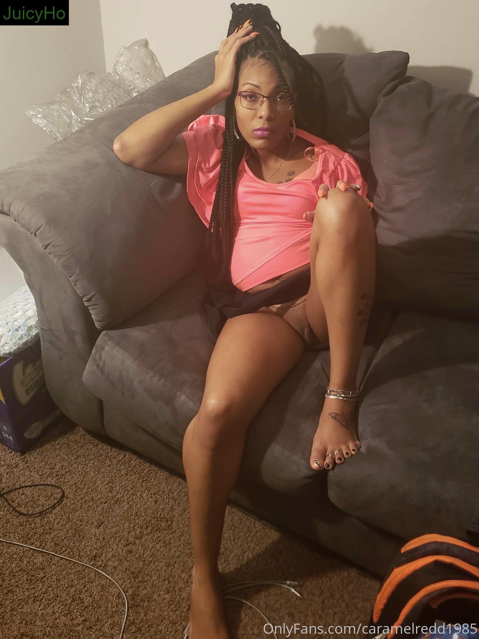 caramel_redd1 feet