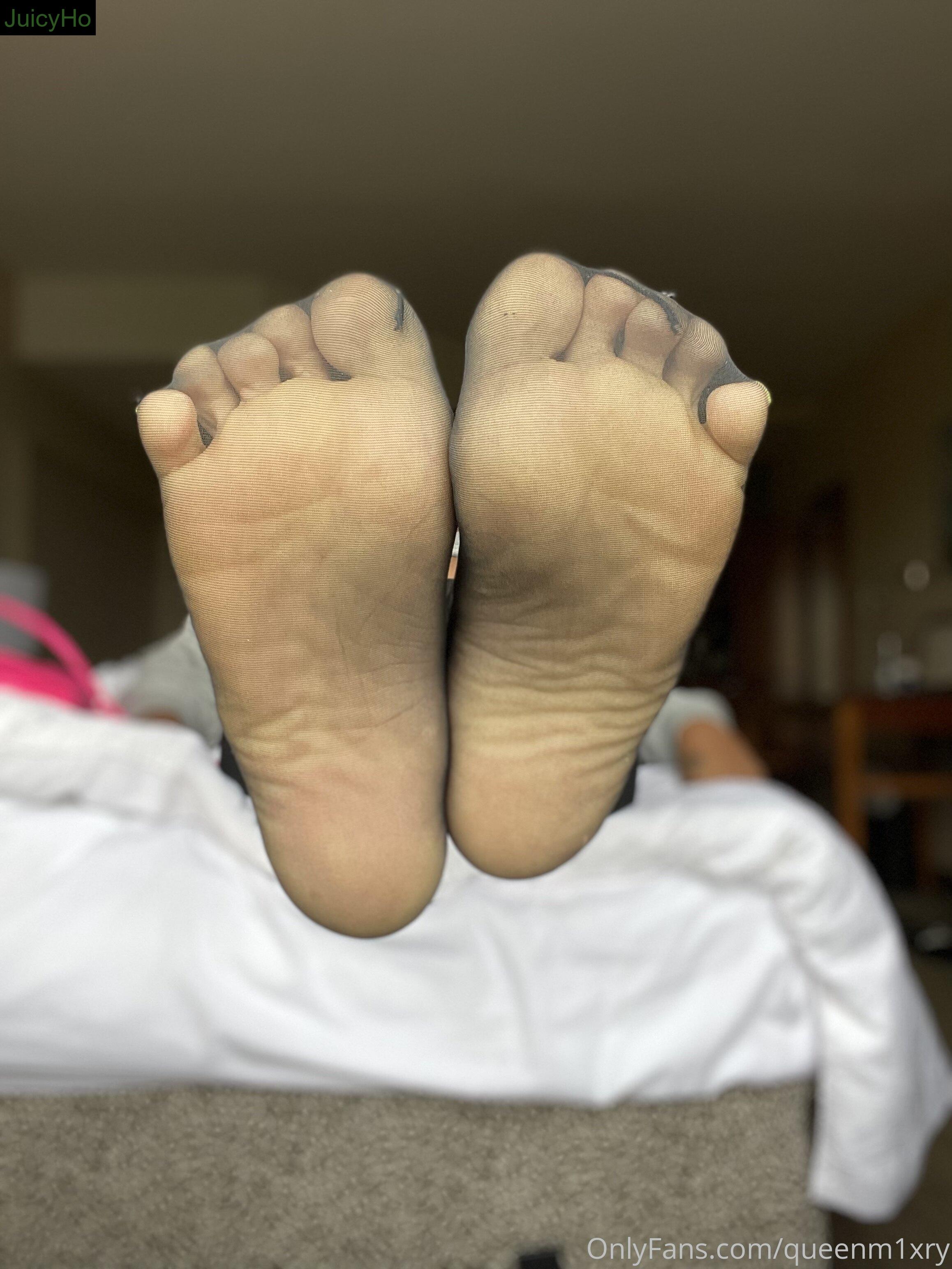 queenm1xry feet