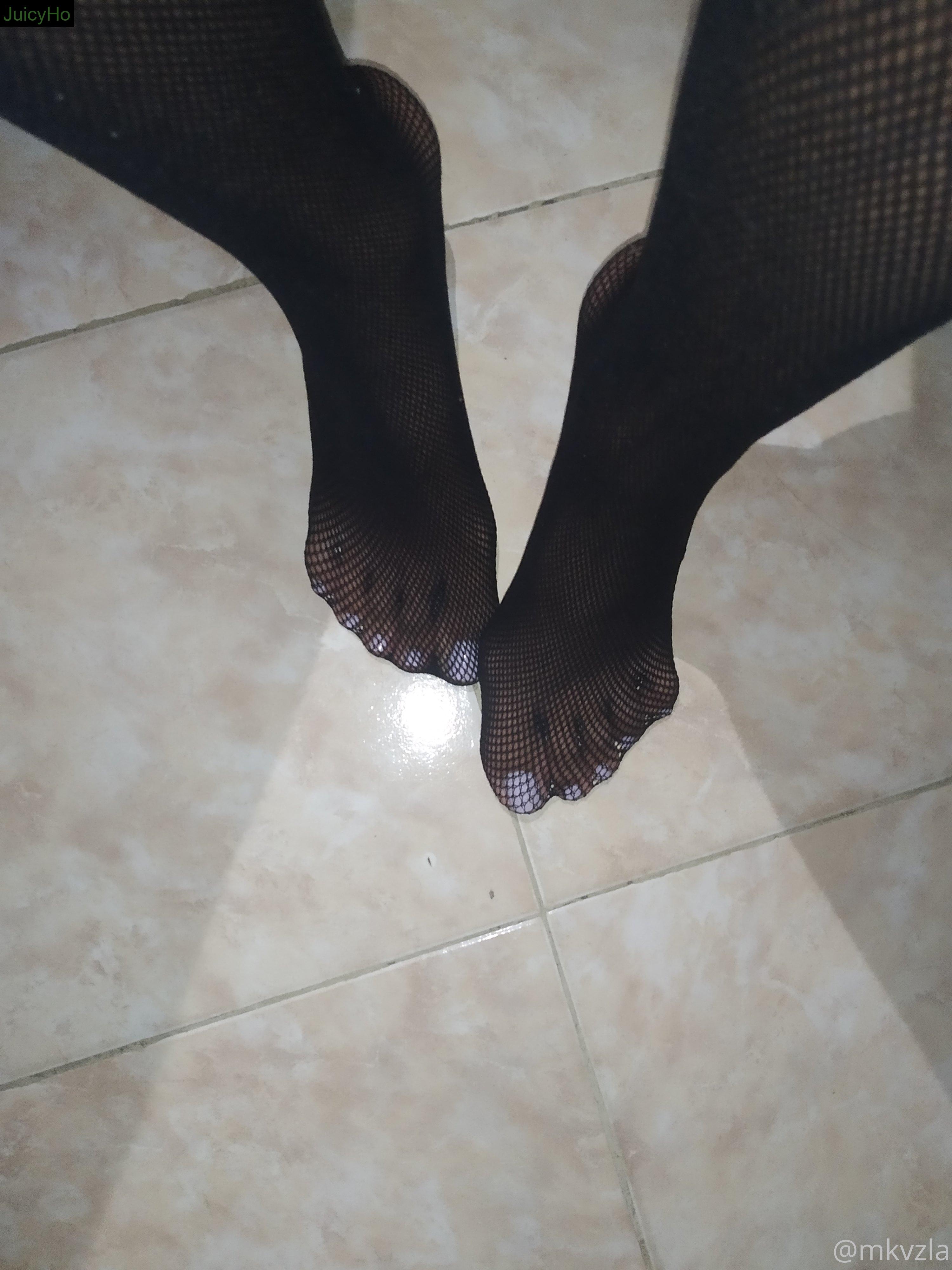 mkvzla feet