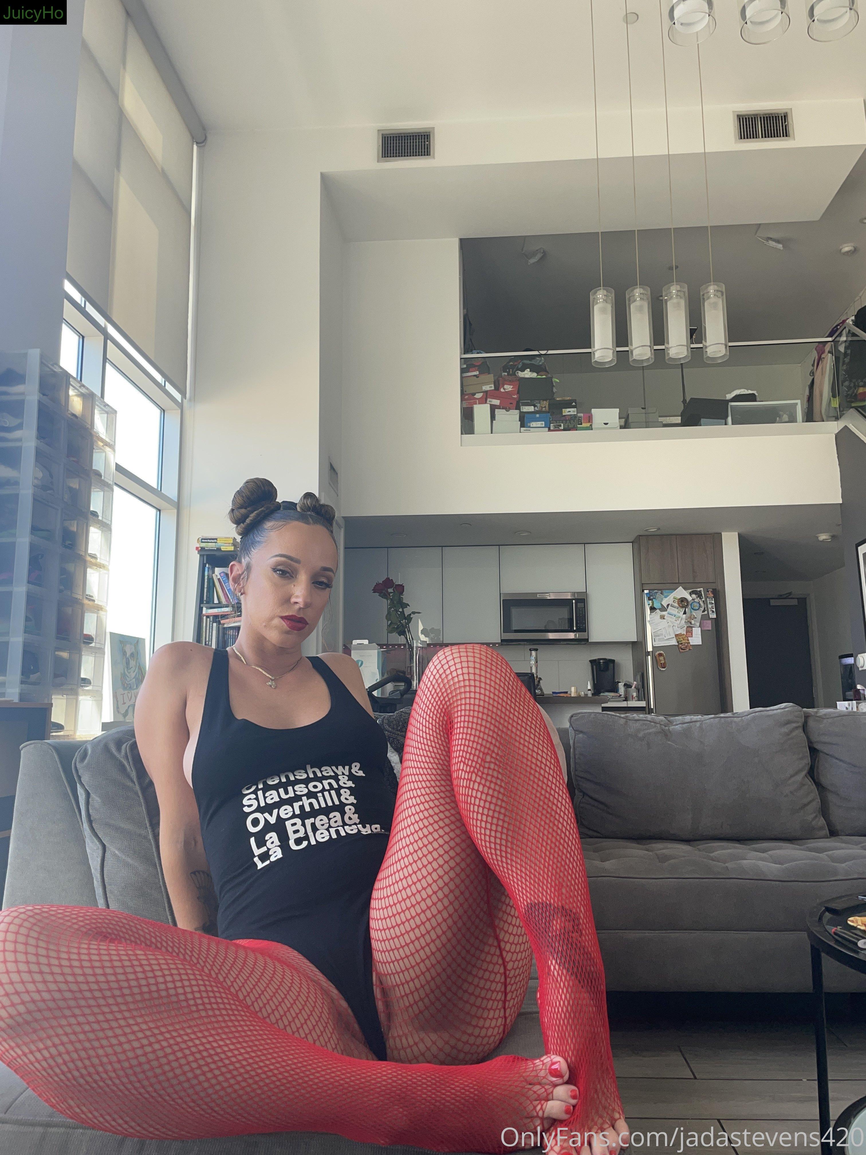 jadastevens420 feet