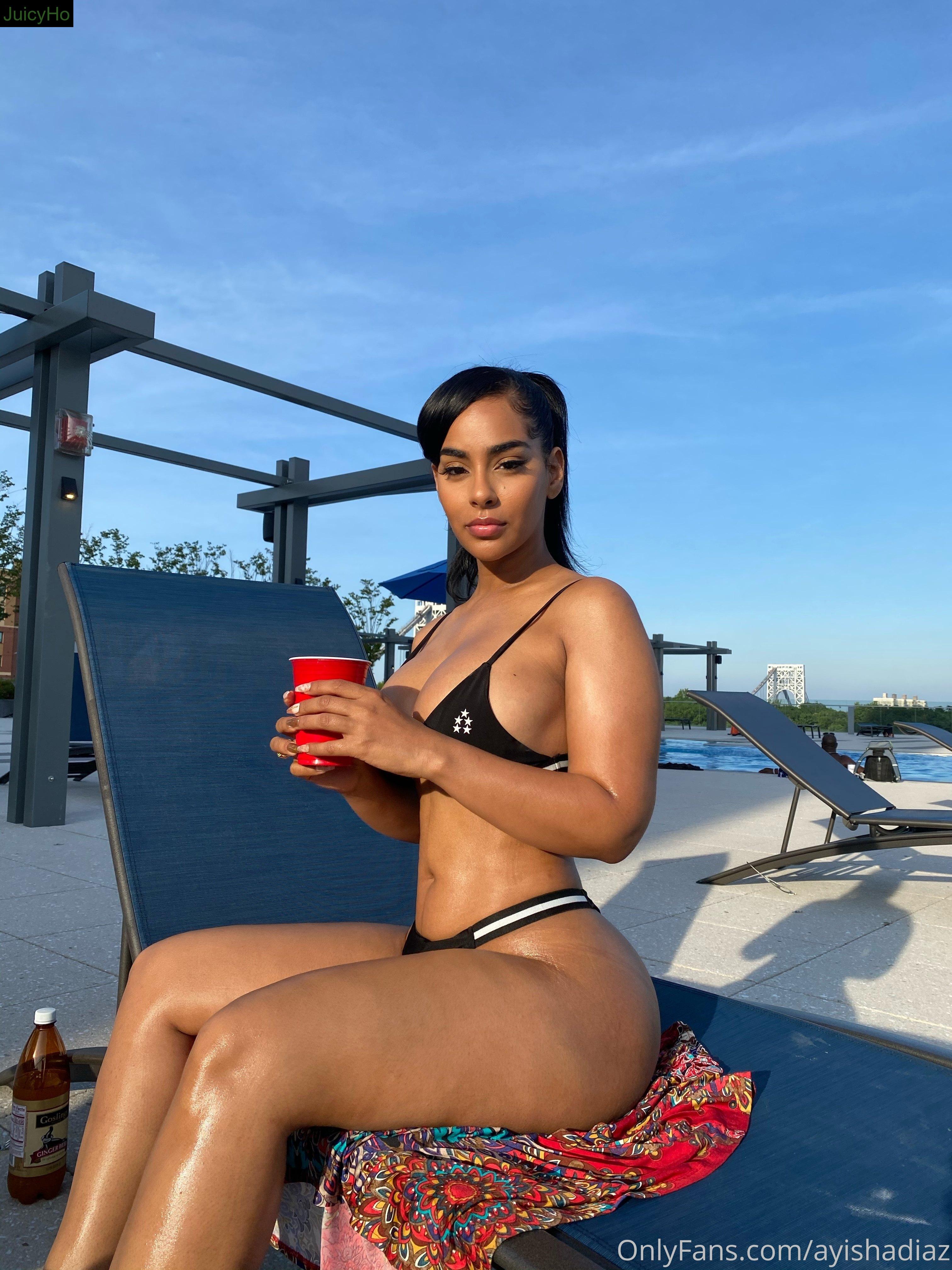 ayishadiaz feet