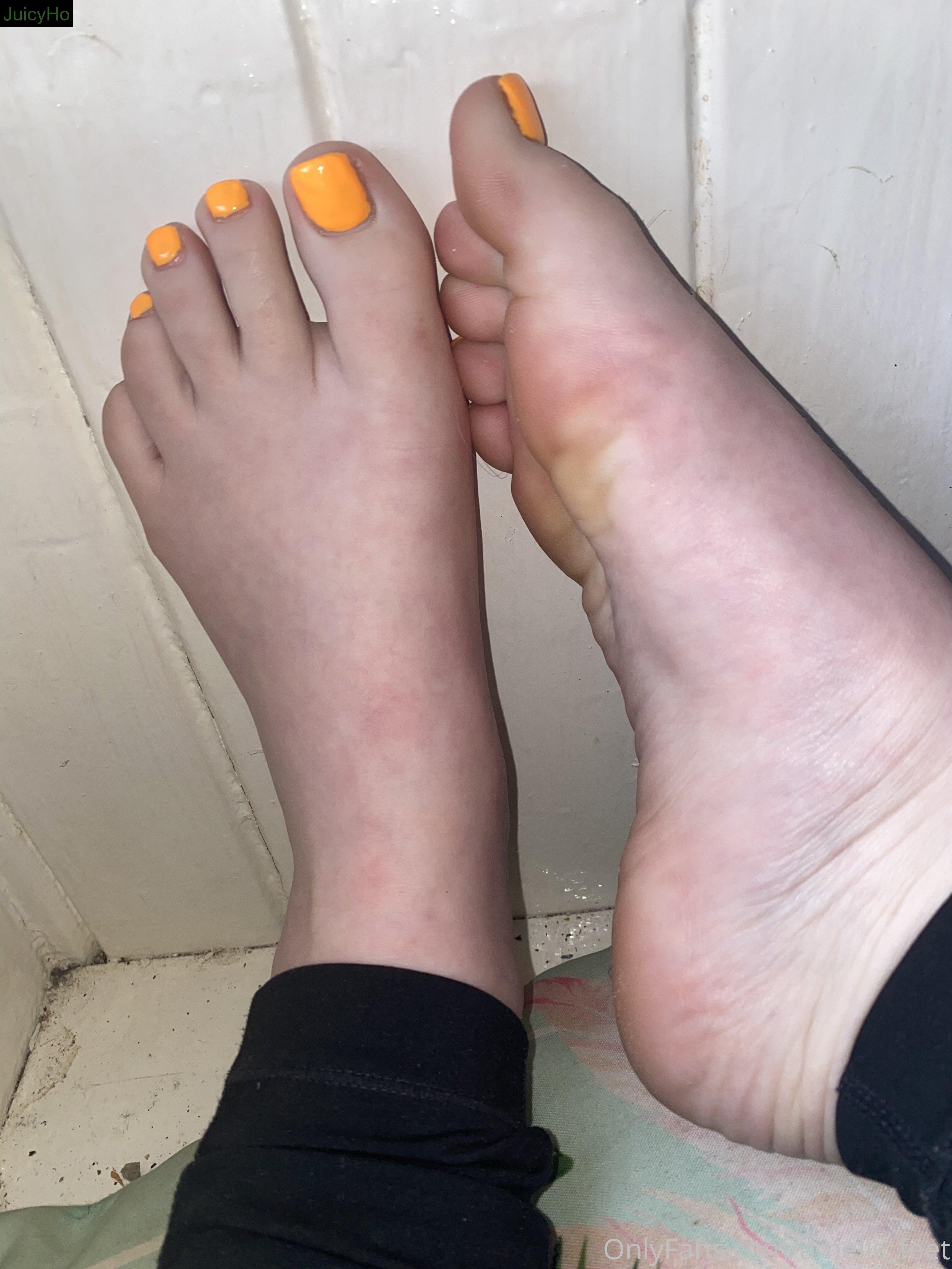 goddess_kayleighx feet