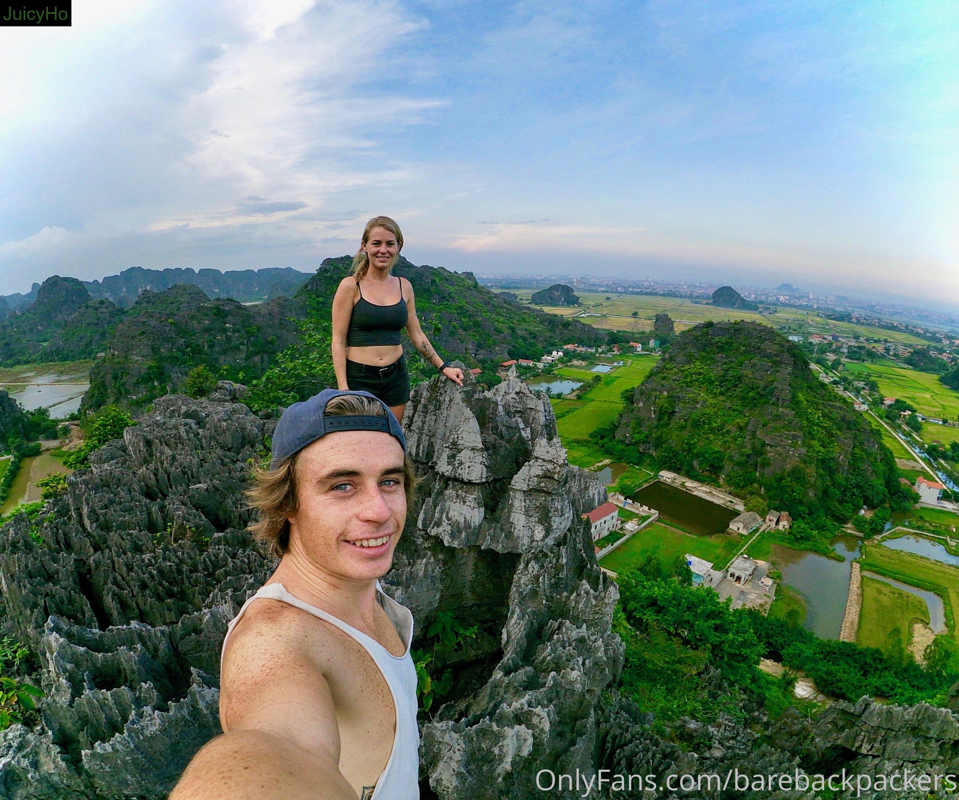 barebackpackers feet