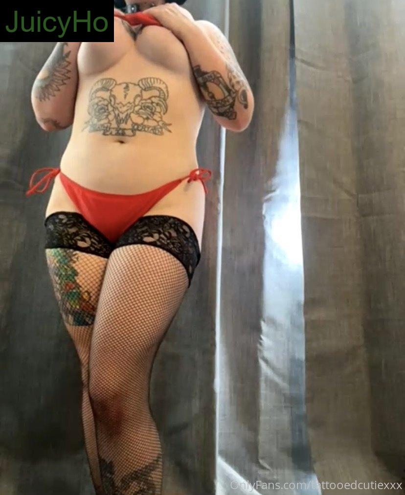 tattooedcutiexxx feet