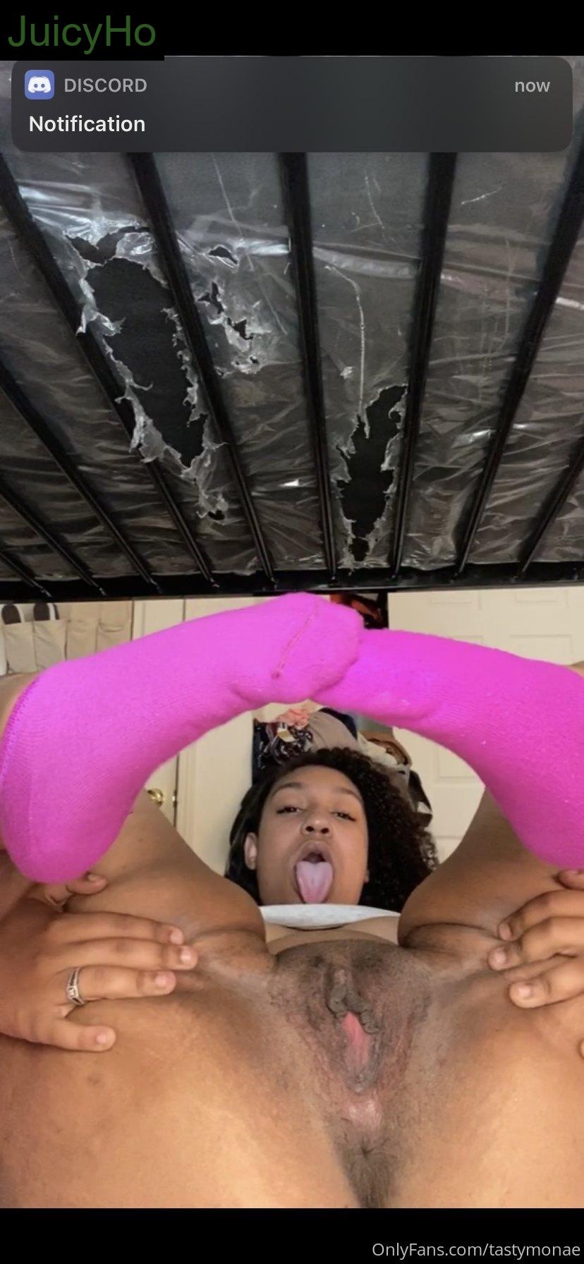 tastymonae feet